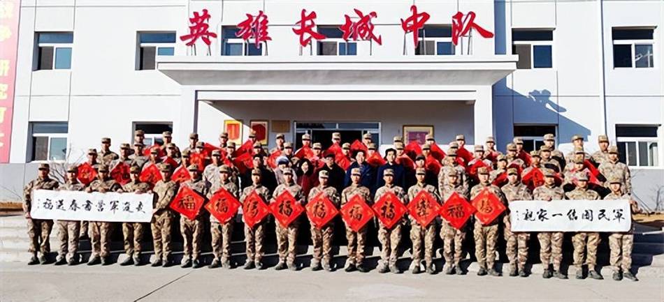 今后将继续组织"文化艺术进部队"的交流活动,为弘扬拥政爱民光荣传统