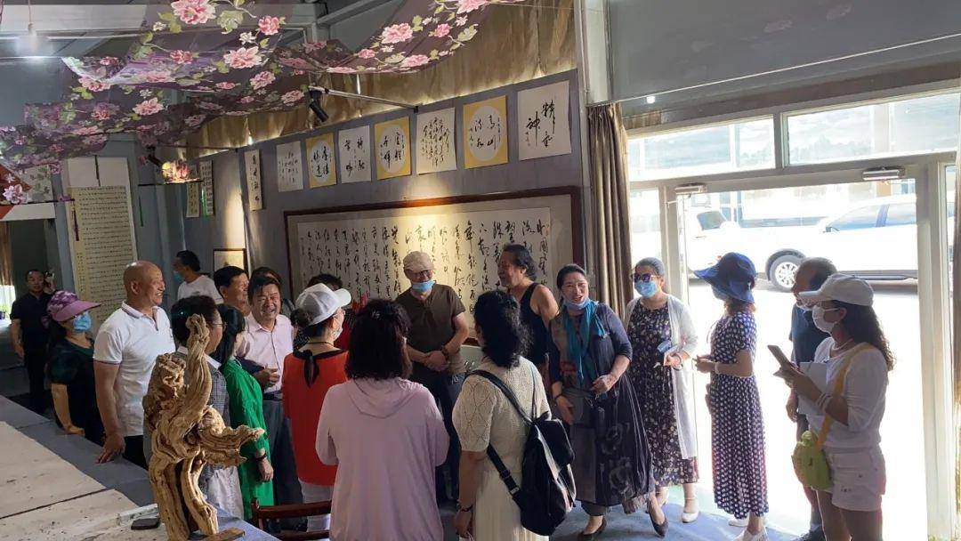 文化自信润笔墨 不忘初心连木奇——木垒书画艺术家赴奇台县书画艺术创作基地交流活动圆满成功